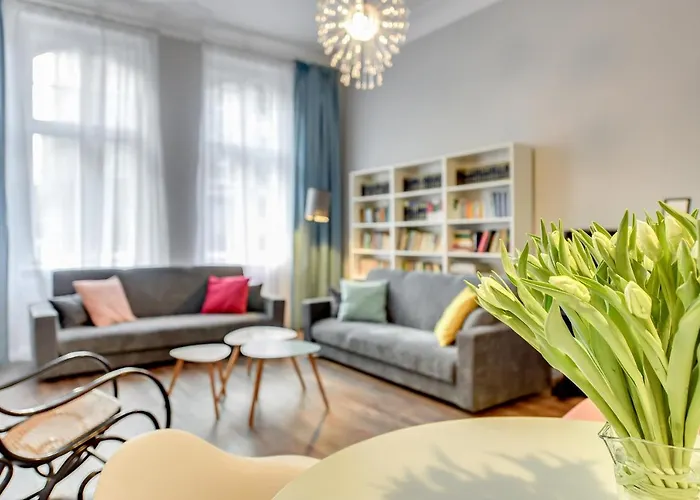 Blue Mandarin Solidarity Square *