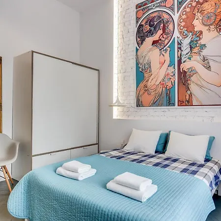 Апартаменты Blue Mandarin Solidarity Square *