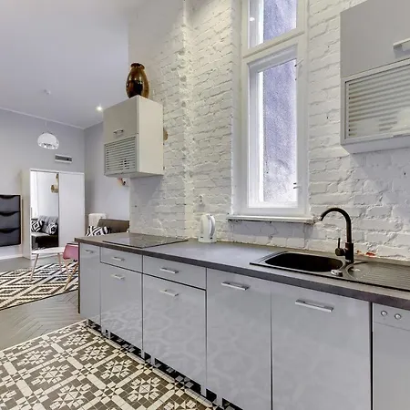 Apartment Blue Mandarin Solidarity Square *